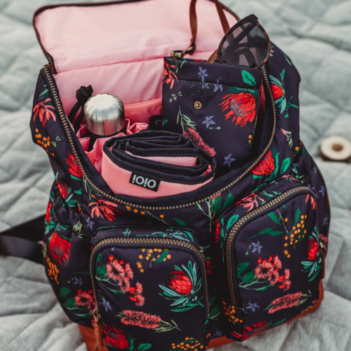 Backpack in Floral open and packed
