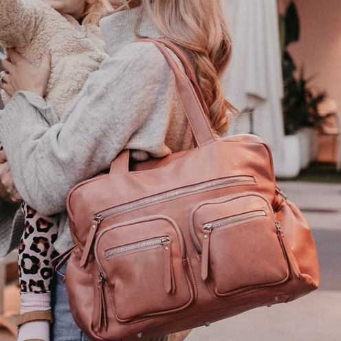 Mum carrying the carry all dusty rose