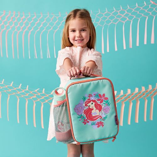 Little girl holding her little mermaid lunchbag and waterbottle