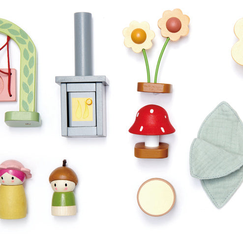 Pieces included with the Merrywood Rosewood cottage