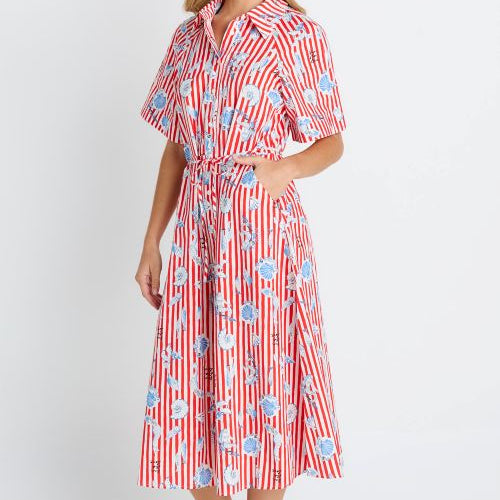 lady wearing the amalfi dress by betty basics