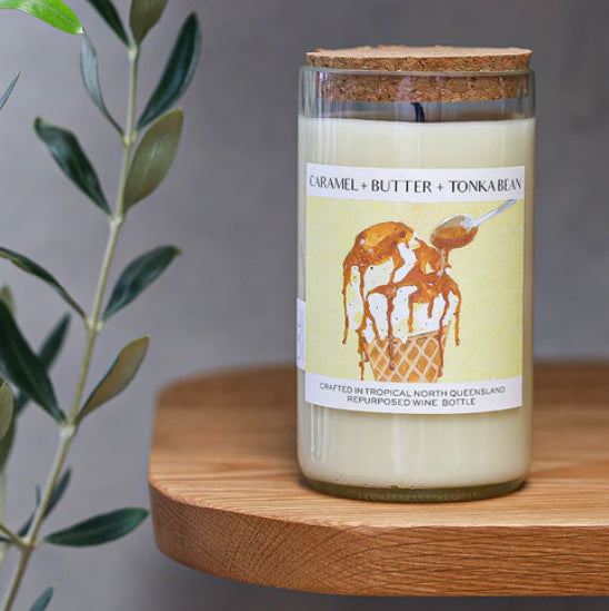 Caramel & butter & tonka bean unwined candle