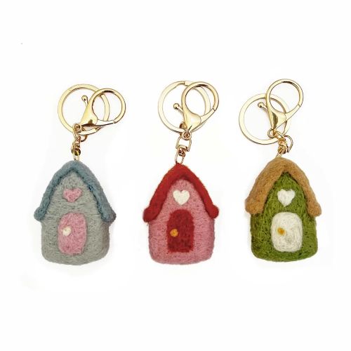 Felt keychain house in 3 colours